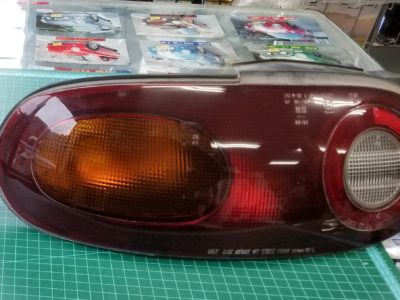 ＮＡロードスター　純正テールランプ加工　①