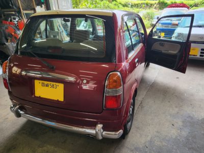 ミラジーノ　窓ガラス開閉時ガタガタする・・・修理　①